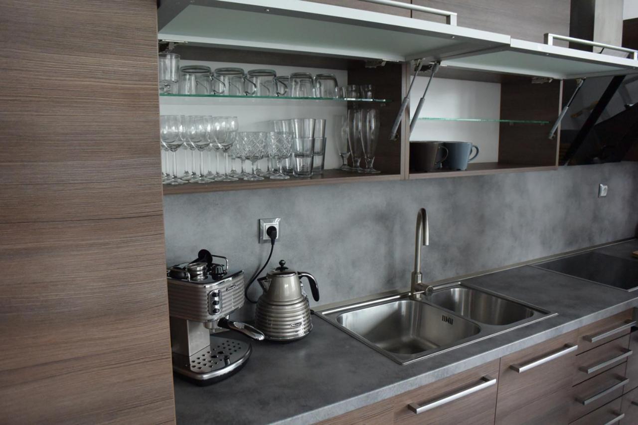 Apartman Dc2 Apartment Дечин Екстериор снимка