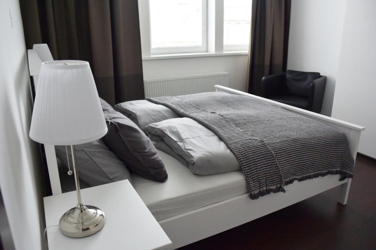 Apartman Dc2 Apartment Дечин Екстериор снимка