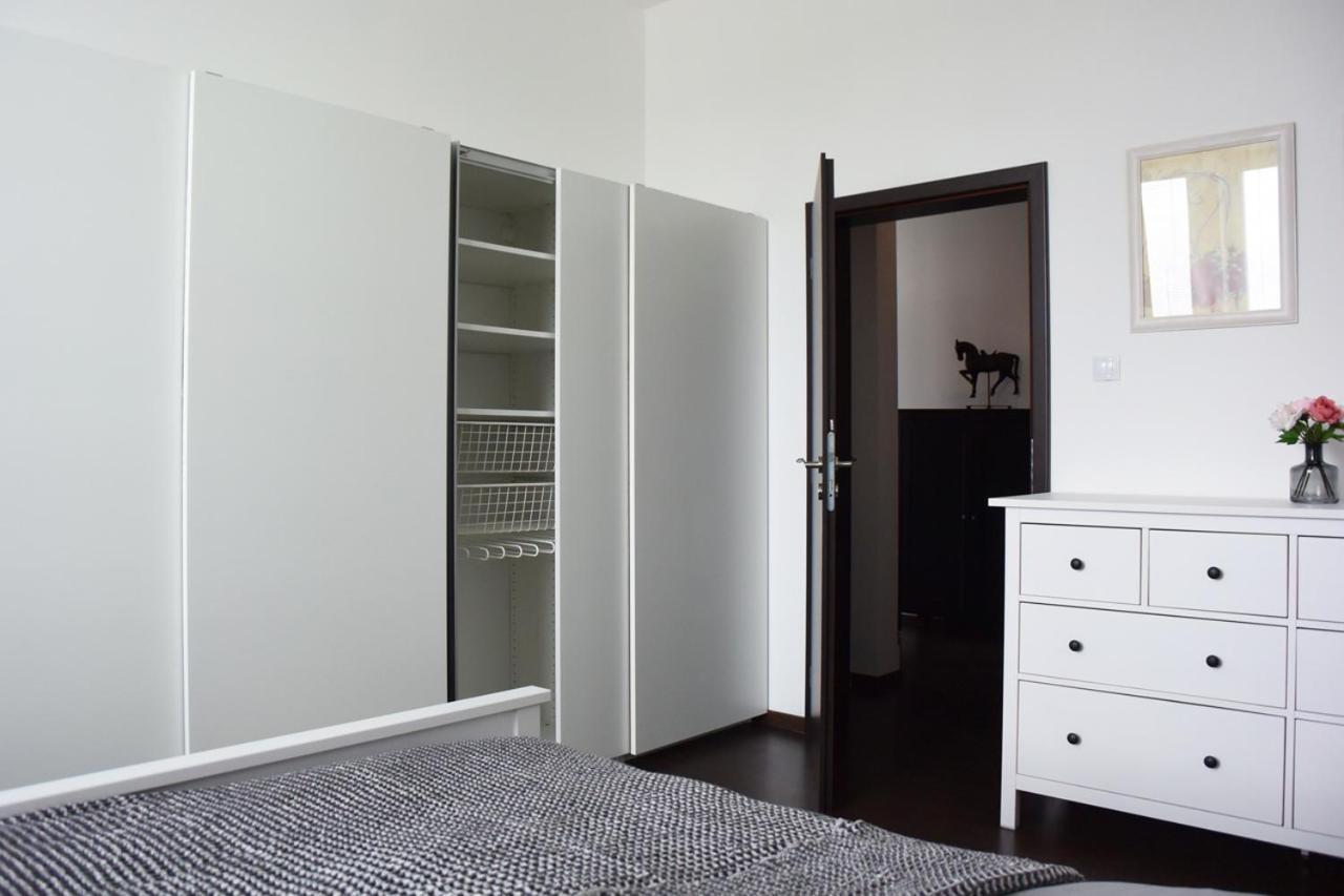 Apartman Dc2 Apartment Дечин Екстериор снимка